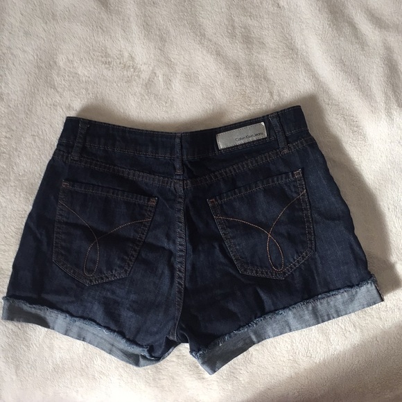 Calvin Klein Jean shorts - Picture 3 of 3